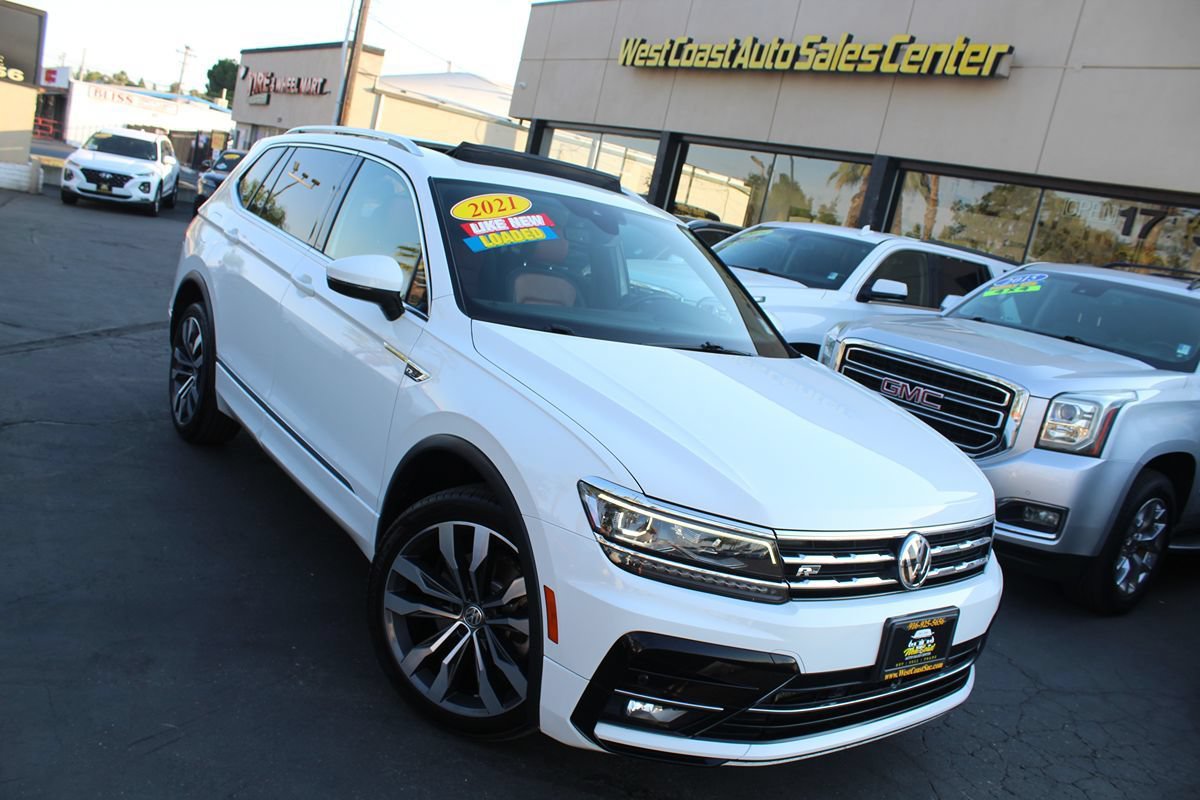 Used 2021 Volkswagen Tiguan SEL Premium R-Line w/ 3rd Row Seat Package AWD/4WD image 42
