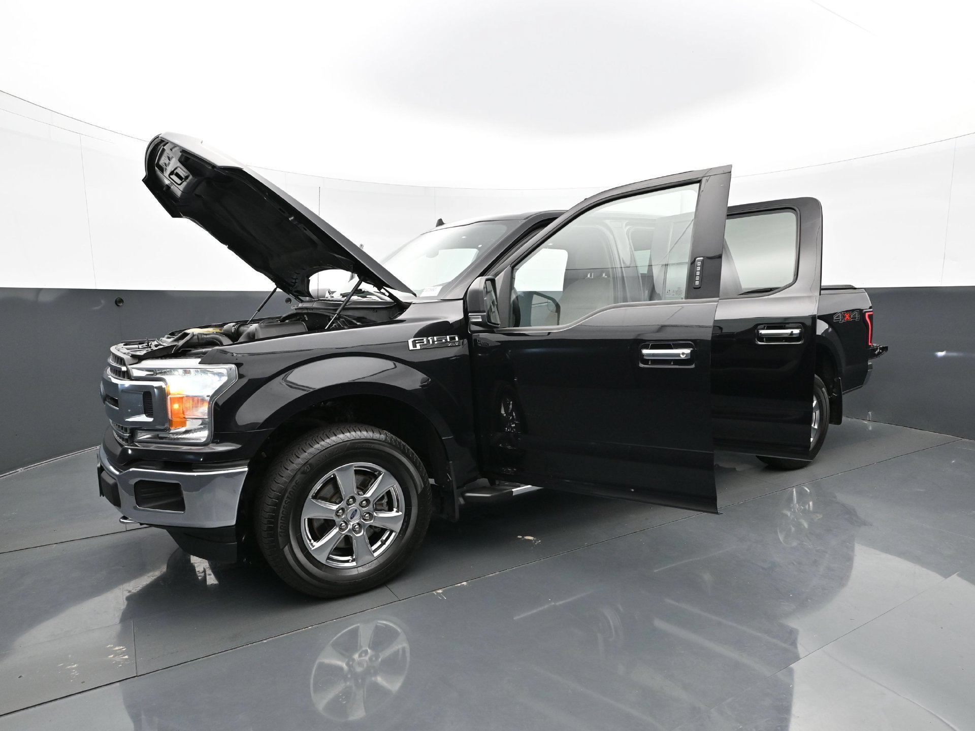 Used 2019 Ford F150 XLT w/ Equipment Group 302A Luxury AWD/4WD image 35