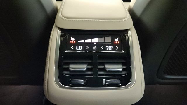 New 2026 Volvo XC90 T8 Plus w/ Protection Package AWD/4WD image 31