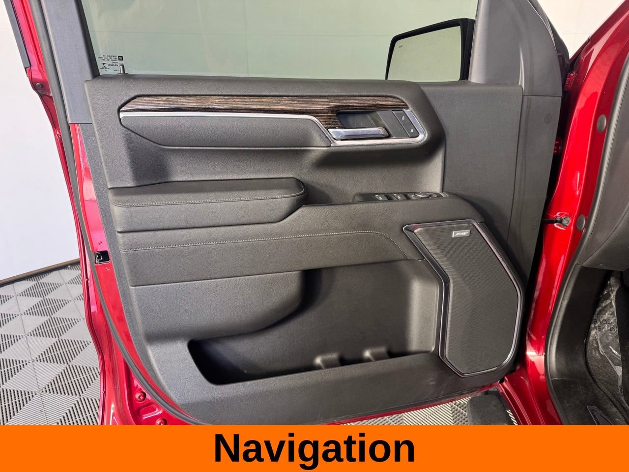 Used 2022 GMC Sierra 1500 Elevation w/ Elevation Premium Package AWD/4WD image 11