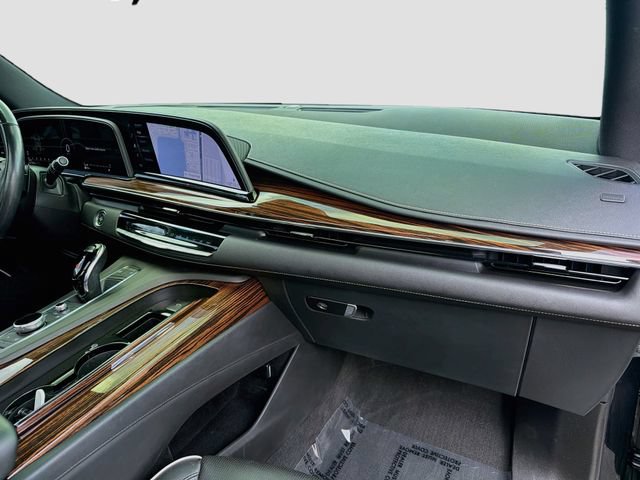Used 2021 Cadillac Escalade Premium Luxury w/ LPO, Illumination Package RWD image 32