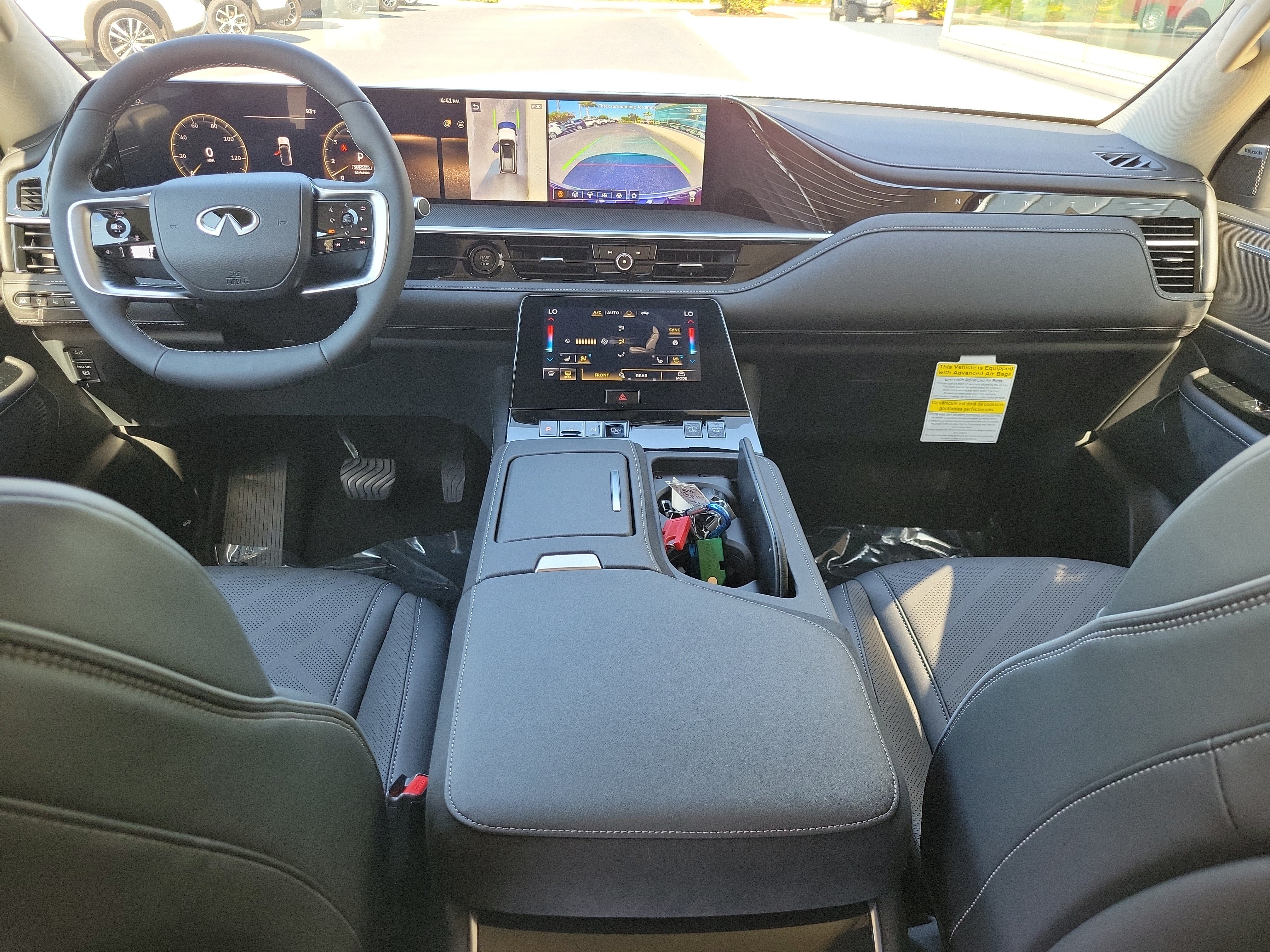 New 2026 INFINITI QX80 Luxe w/ Cargo Package RWD image 12