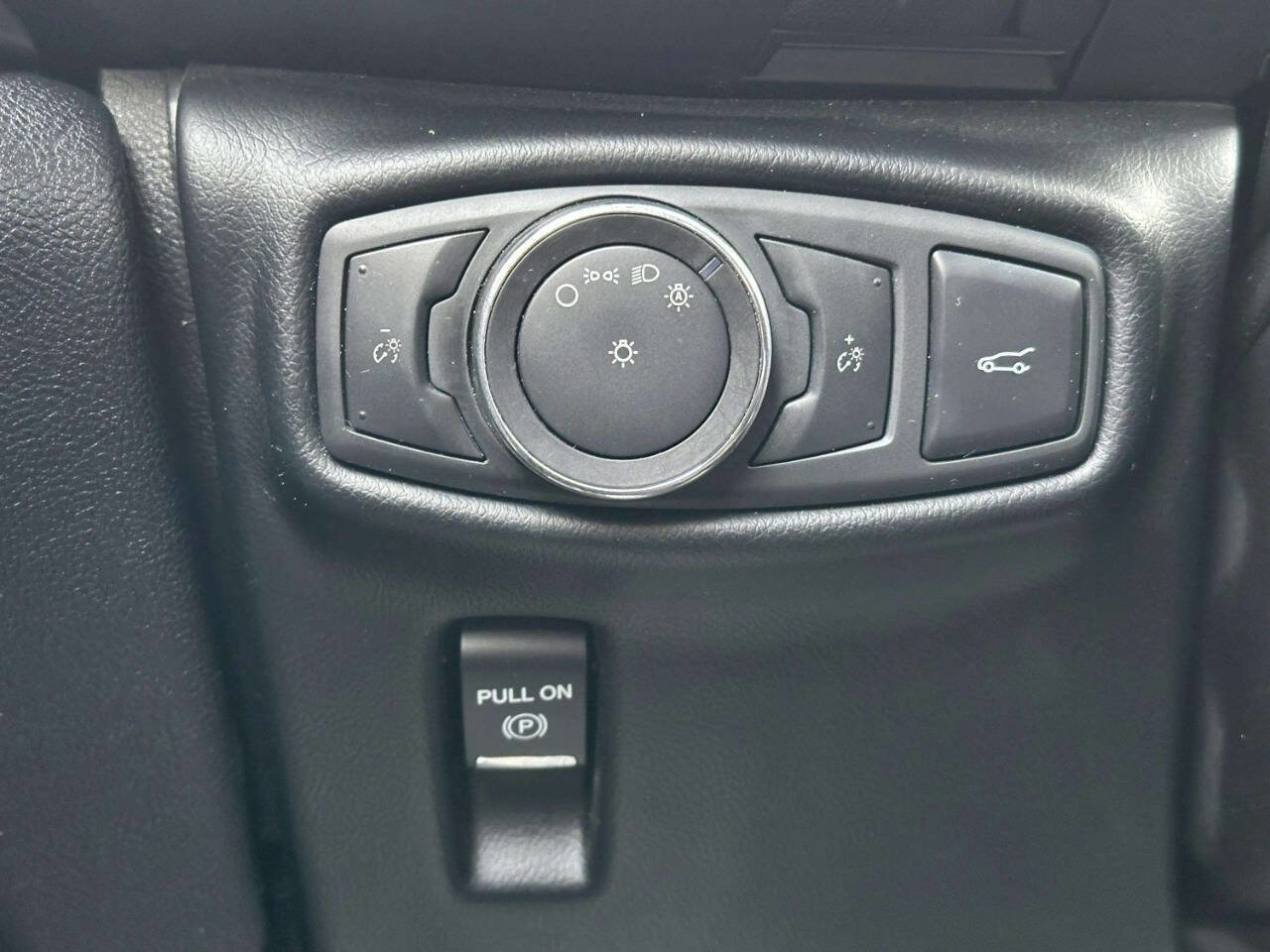 Used 2016 Lincoln MKX Reserve w/ Luxury Package image 31