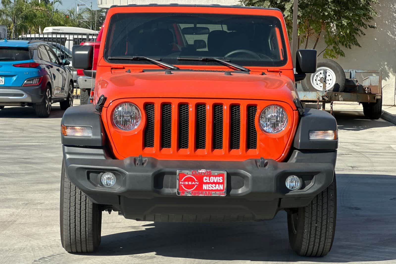 Used 2023 Jeep Wrangler Sport AWD/4WD image 10