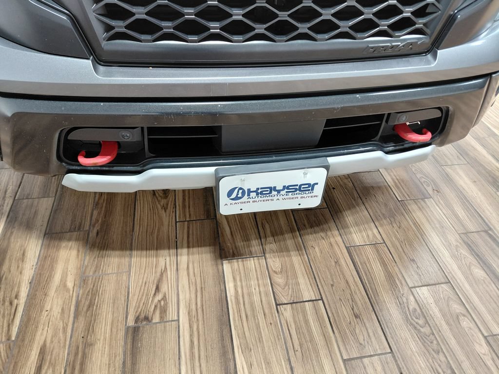 Used 2020 Nissan Titan PRO-4X AWD/4WD image 33