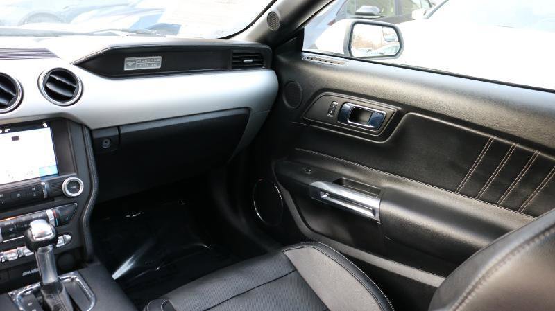 Used 2016 Ford Mustang Premium RWD image 24