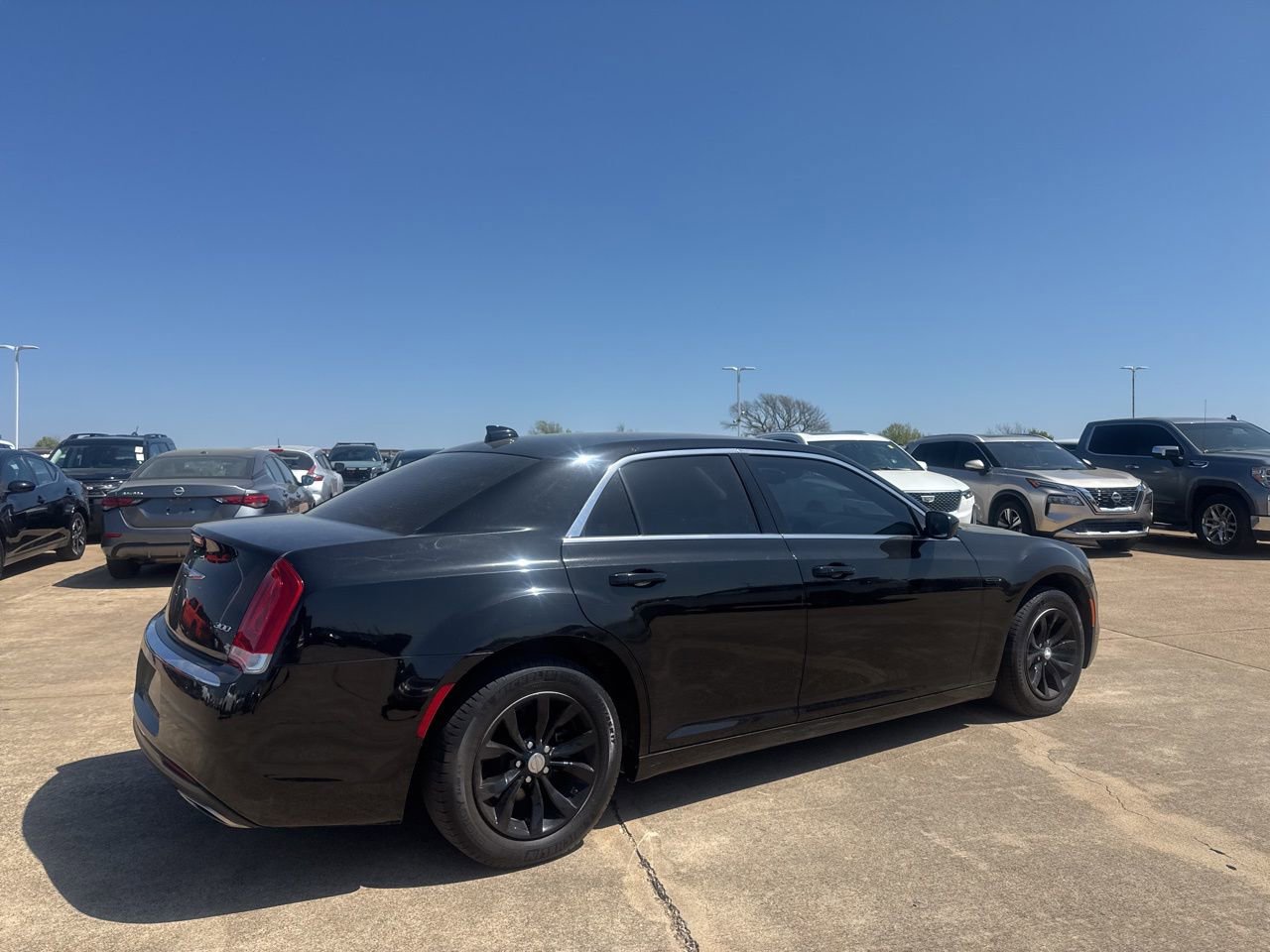 Used 2023 Chrysler 300 Touring image 20