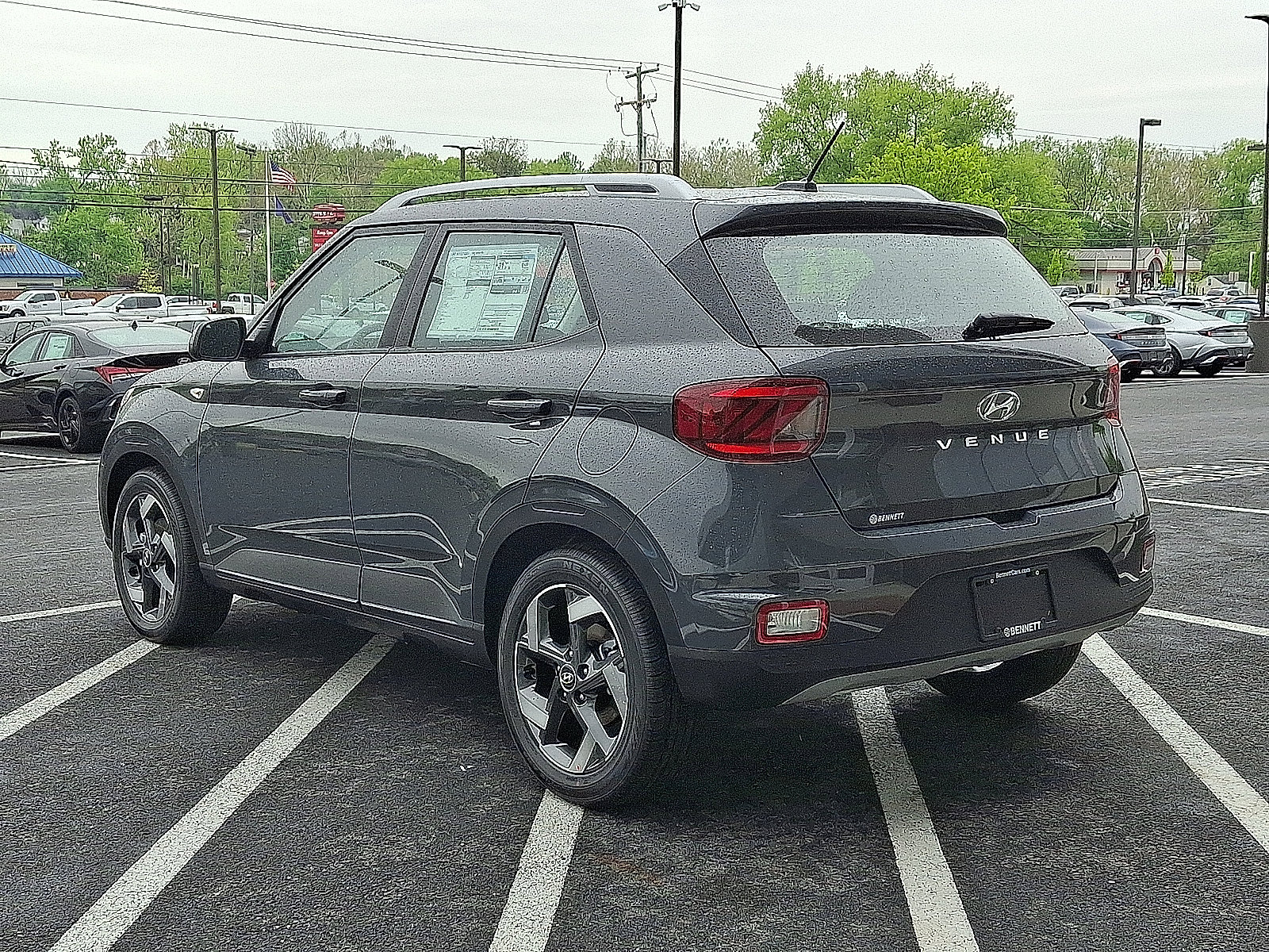 New 2026 Hyundai Venue SEL FWD image 4