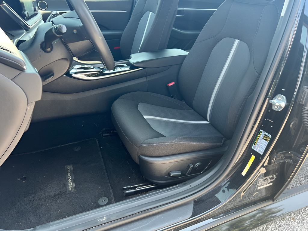 Used 2021 Hyundai Sonata SEL FWD image 17