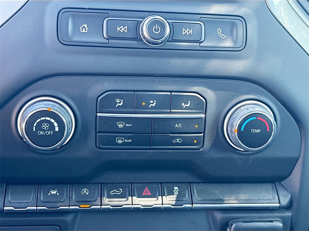 Used 2024 Chevrolet Silverado 1500 Custom image 16