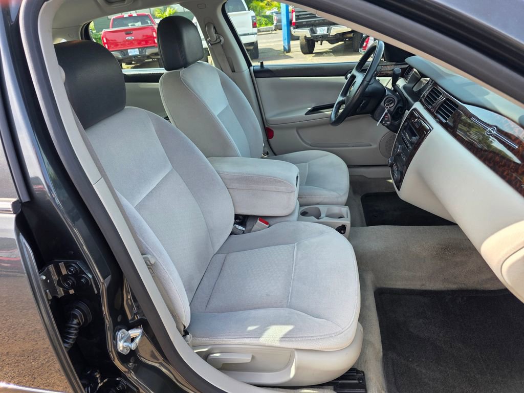 Used 2012 Chevrolet Impala LT FWD image 22