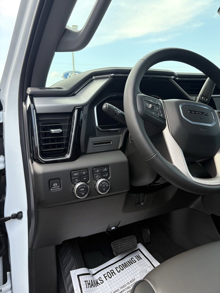 New 2025 GMC Sierra 2500 Denali w/ Max Trailering Package image 10