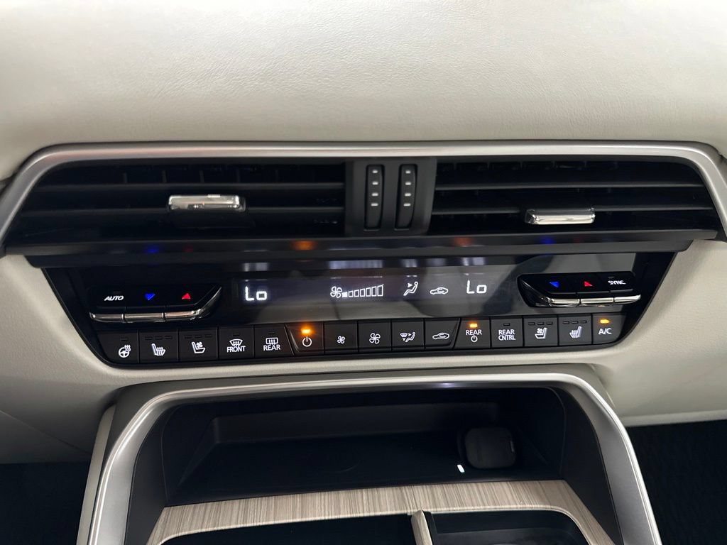 Certified 2024 MAZDA CX-90 Plug-In Hybrid w/ Premium Plus AWD/4WD image 38
