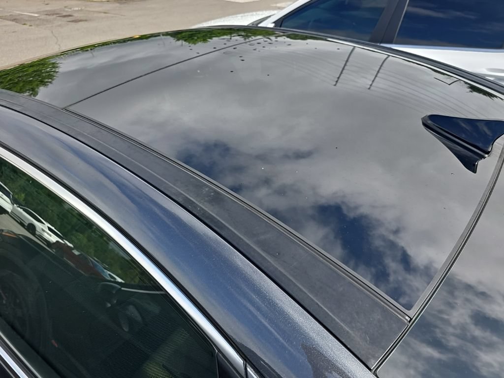 Used 2018 Genesis G80 3.8 w/ Option Group 03 RWD image 9