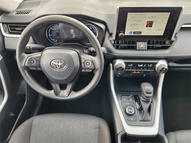 Used 2025 Toyota RAV4 XLE image 27