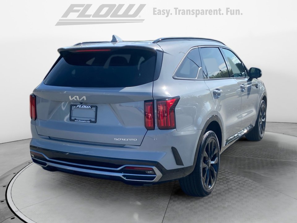 Used 2023 Kia Sorento SX image 9
