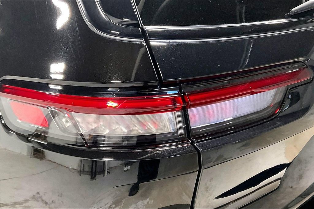 Used 2025 Jeep Grand Cherokee L Limited w/ Black Appearance Package image 41