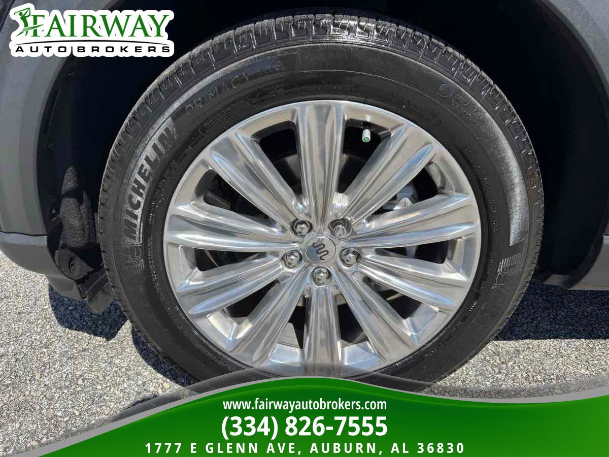 Used 2023 Ford Explorer King Ranch w/ Technology Package AWD/4WD image 35