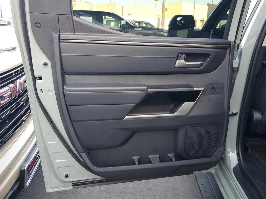 Used 2023 Toyota Tundra Limited image 13