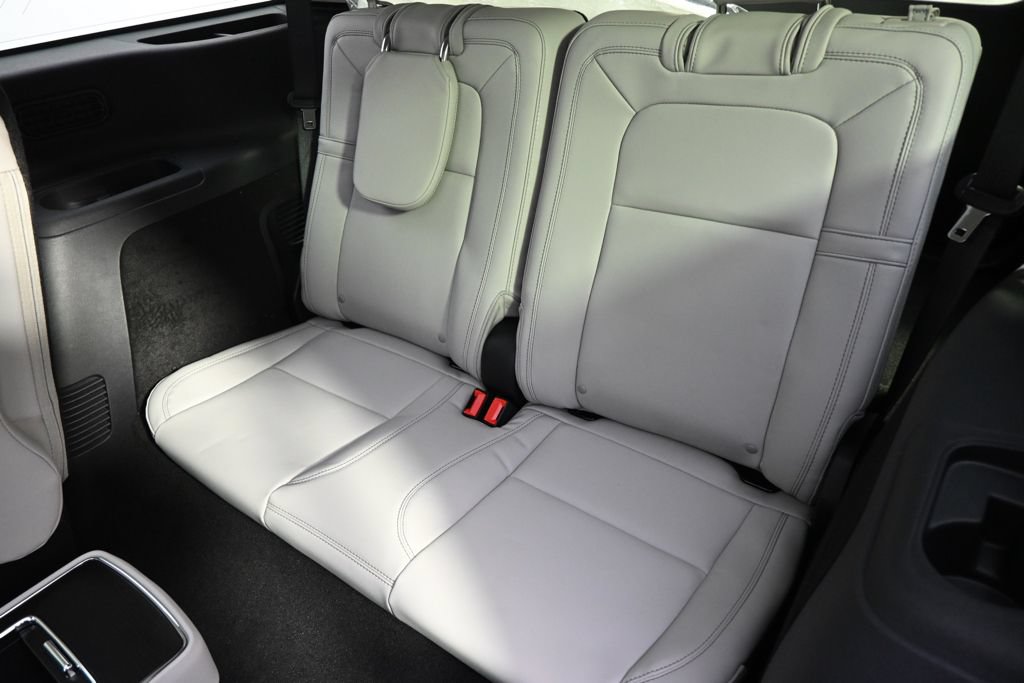 New 2026 Lincoln Aviator Reserve AWD/4WD image 22