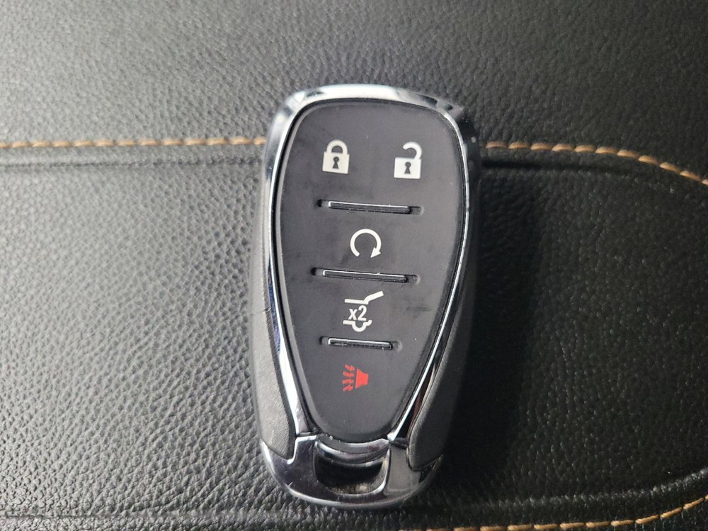 Used 2020 Chevrolet Traverse RS FWD image 32