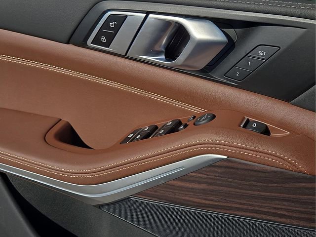 Used 2024 BMW X5 sDrive40i w/ Parking Assistance Package image 21