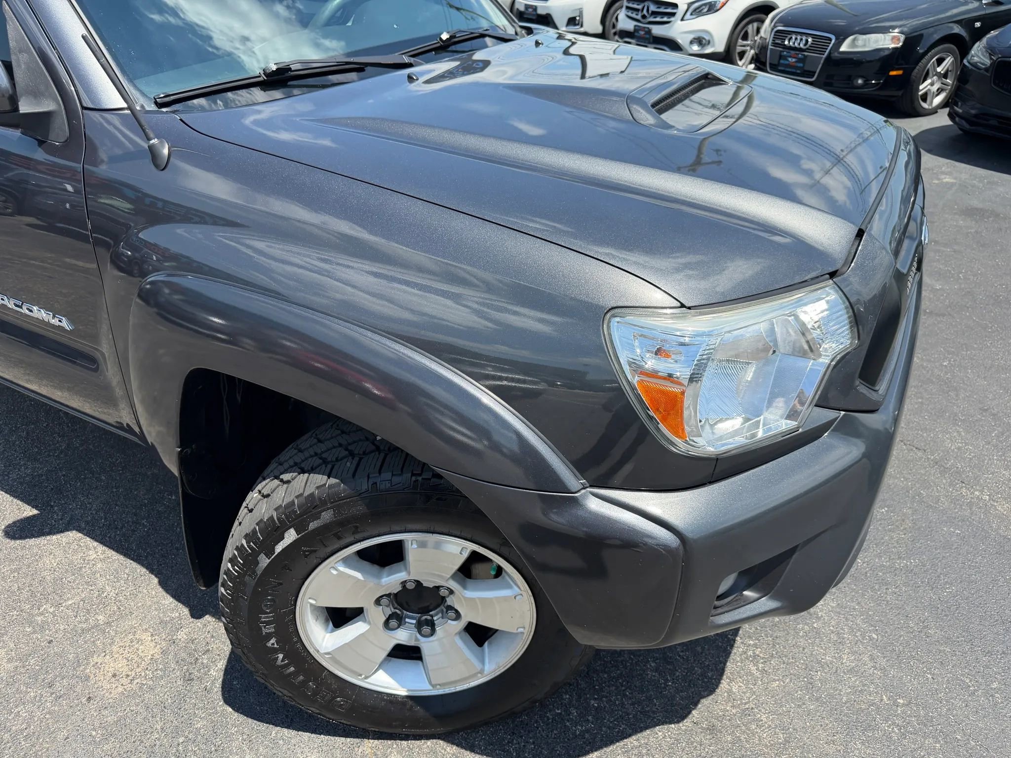 Used 2015 Toyota Tacoma 4x4 Double Cab w/ TRD Sport Package image 45