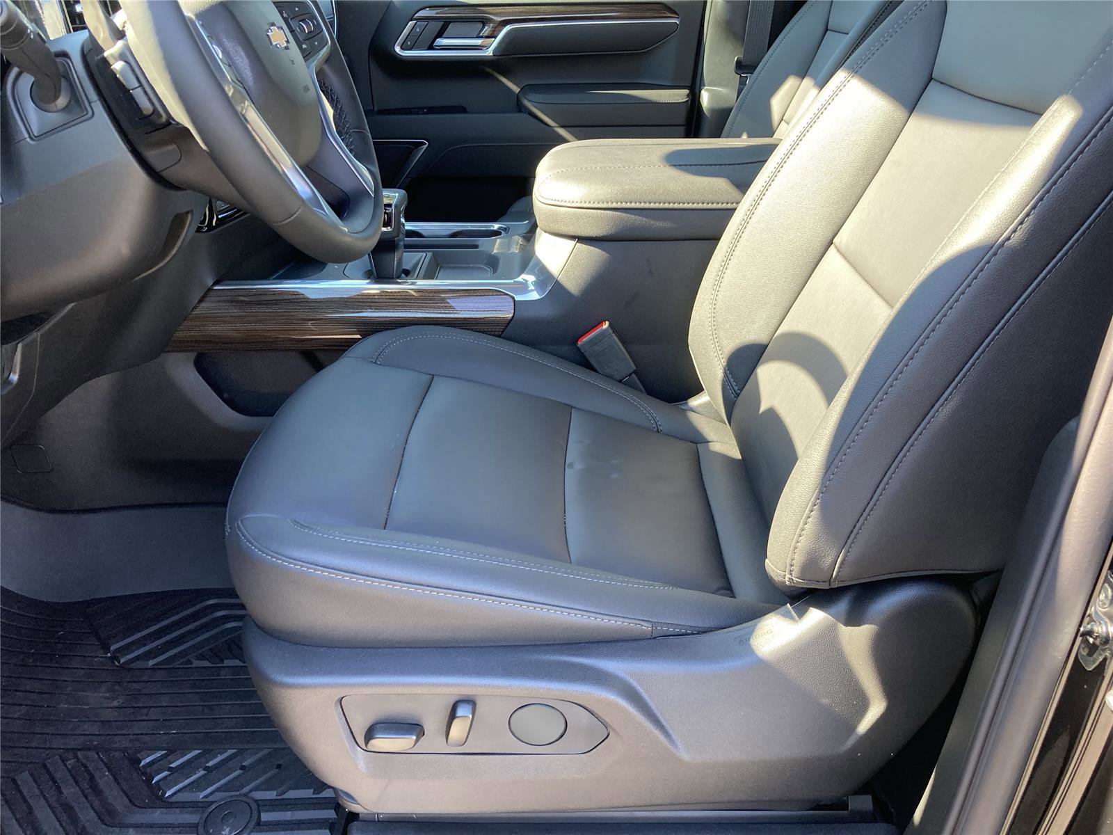 New 2026 Chevrolet Silverado 1500 LT image 25