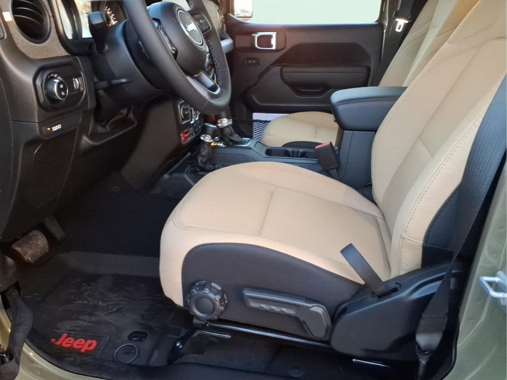 New 2026 Jeep Gladiator Willys image 12