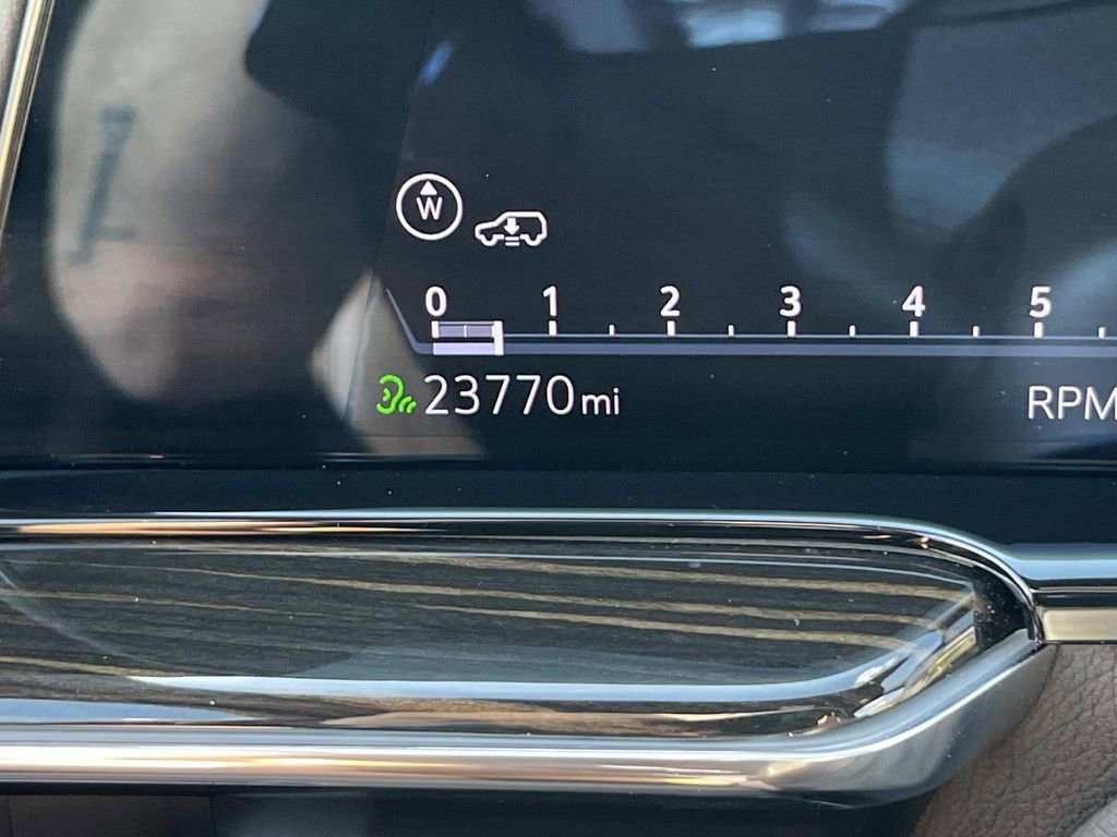 Certified 2024 Cadillac Escalade Premium Luxury w/ Performance Package image 41