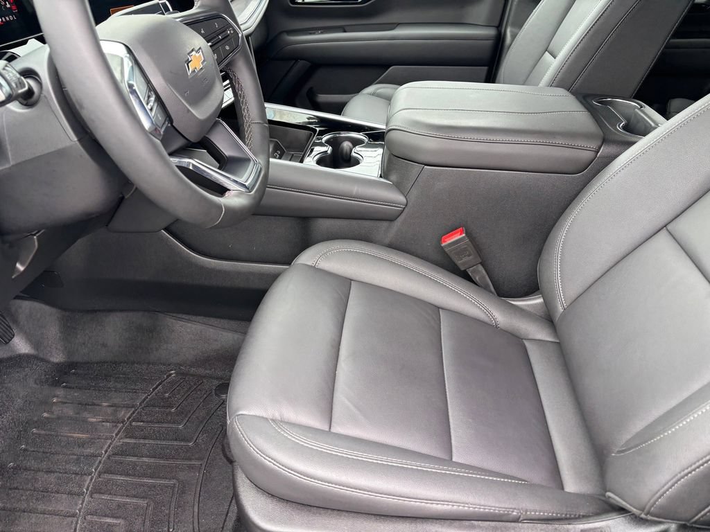 Certified 2025 Chevrolet Tahoe LT w/ Comfort Package RWD image 11