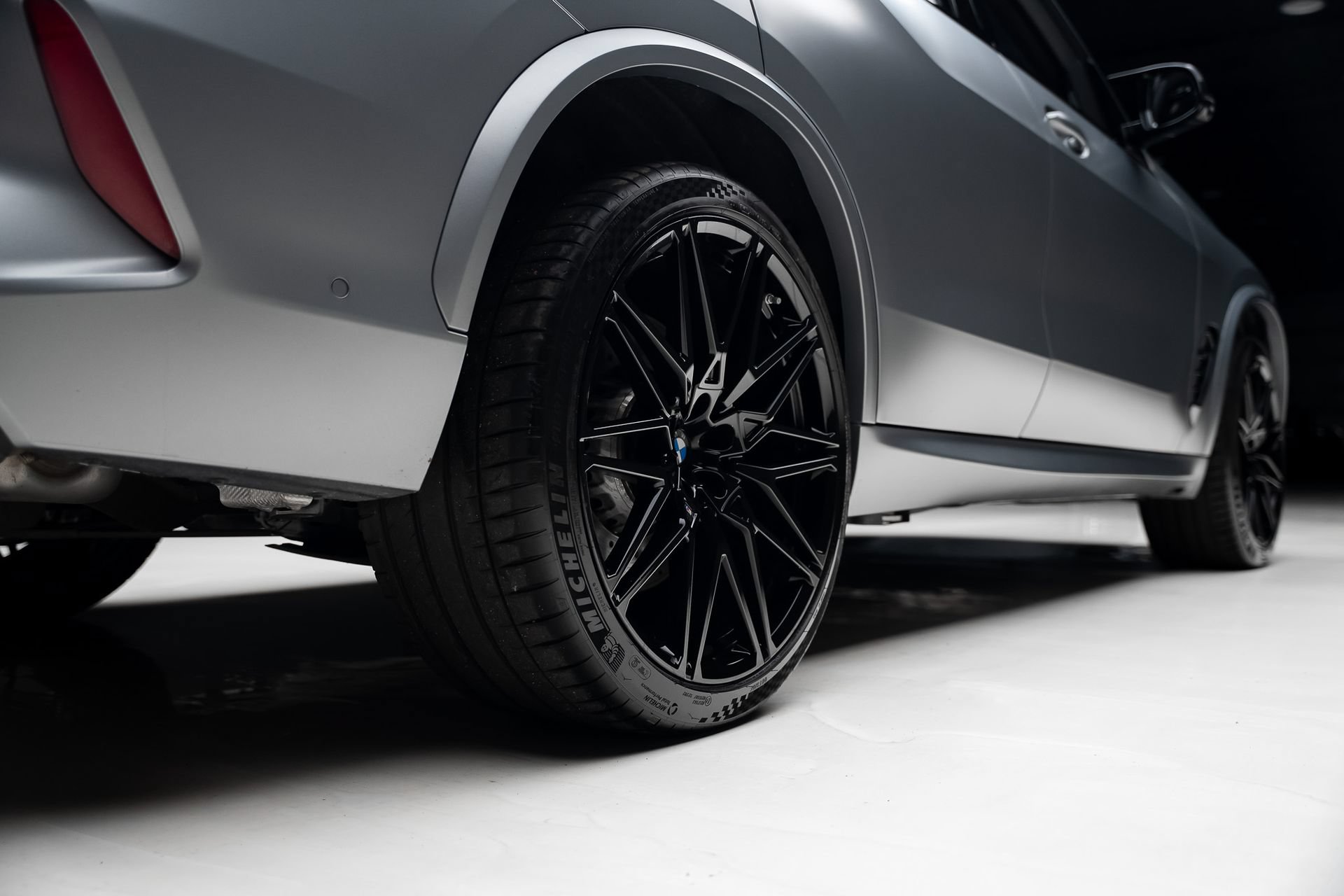 Used 2025 BMW X5 M Competition w/ Executive Package AWD/4WD image 83