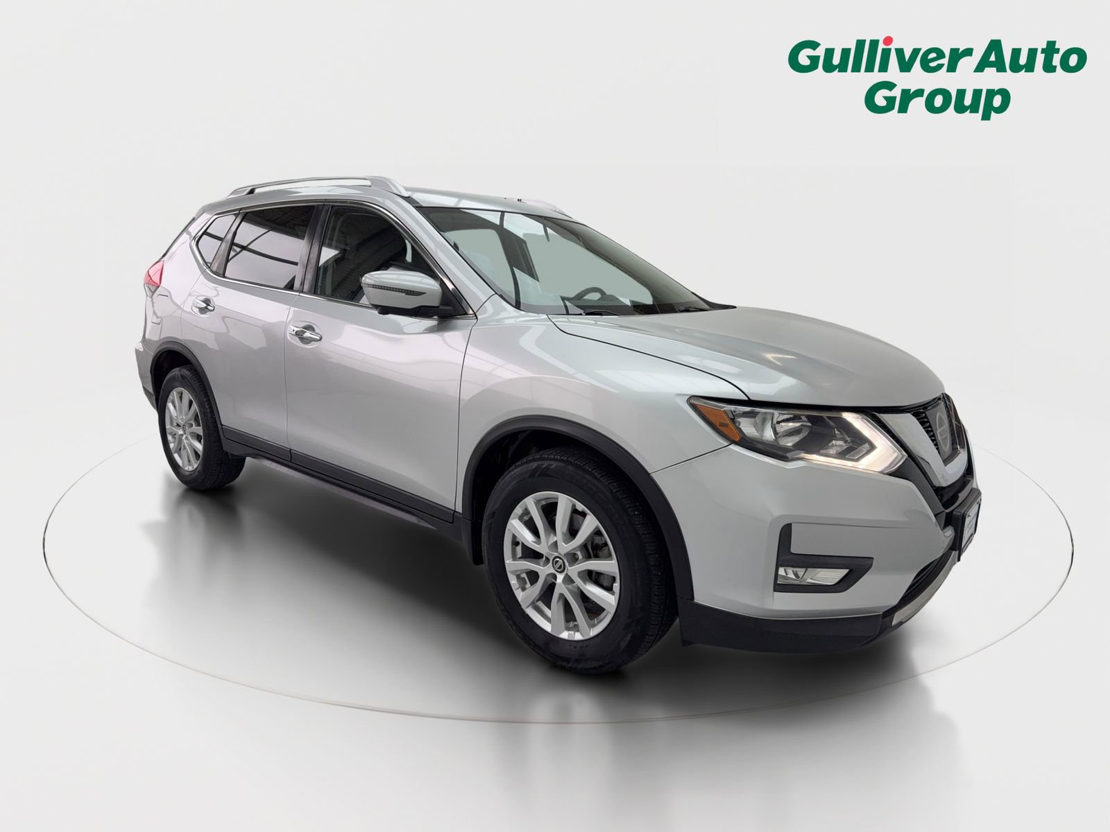 Used 2017 Nissan Rogue SV w/ SV Premium Package image 12