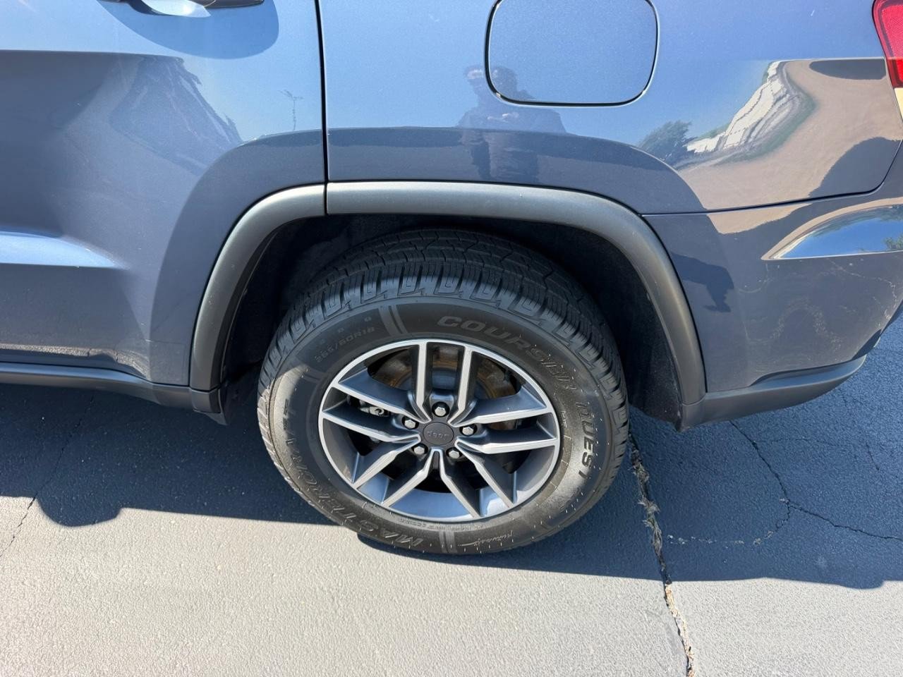 Used 2020 Jeep Grand Cherokee Limited image 7