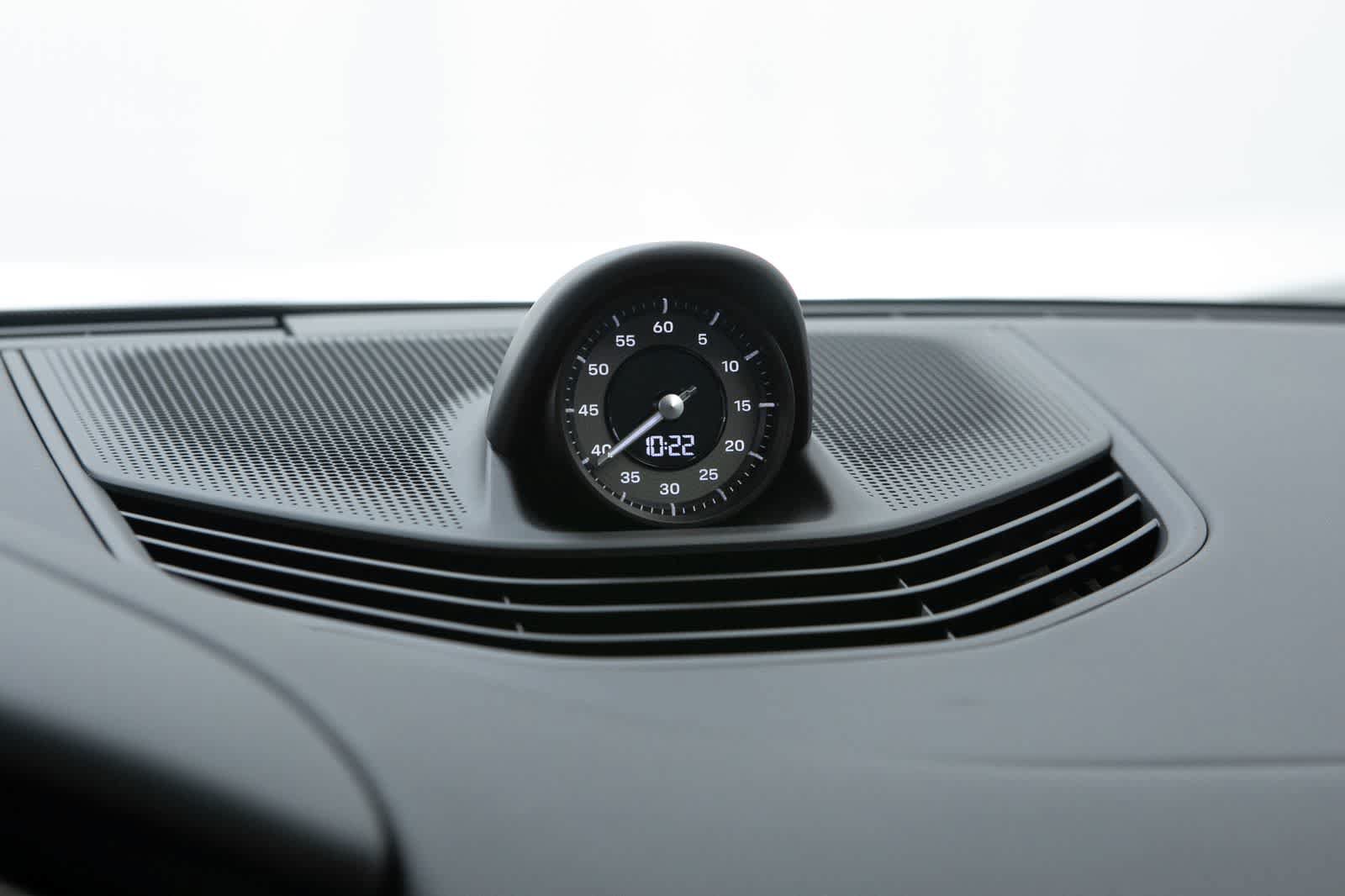 New 2026 Porsche Taycan Turbo AWD/4WD image 32