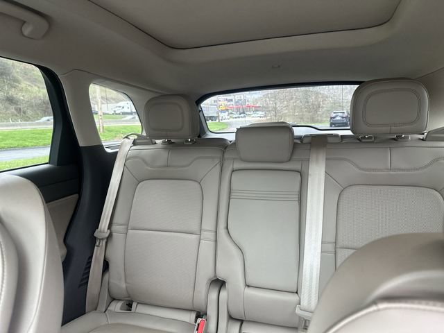 Used 2021 Lincoln Corsair Reserve w/ Elements Package image 28