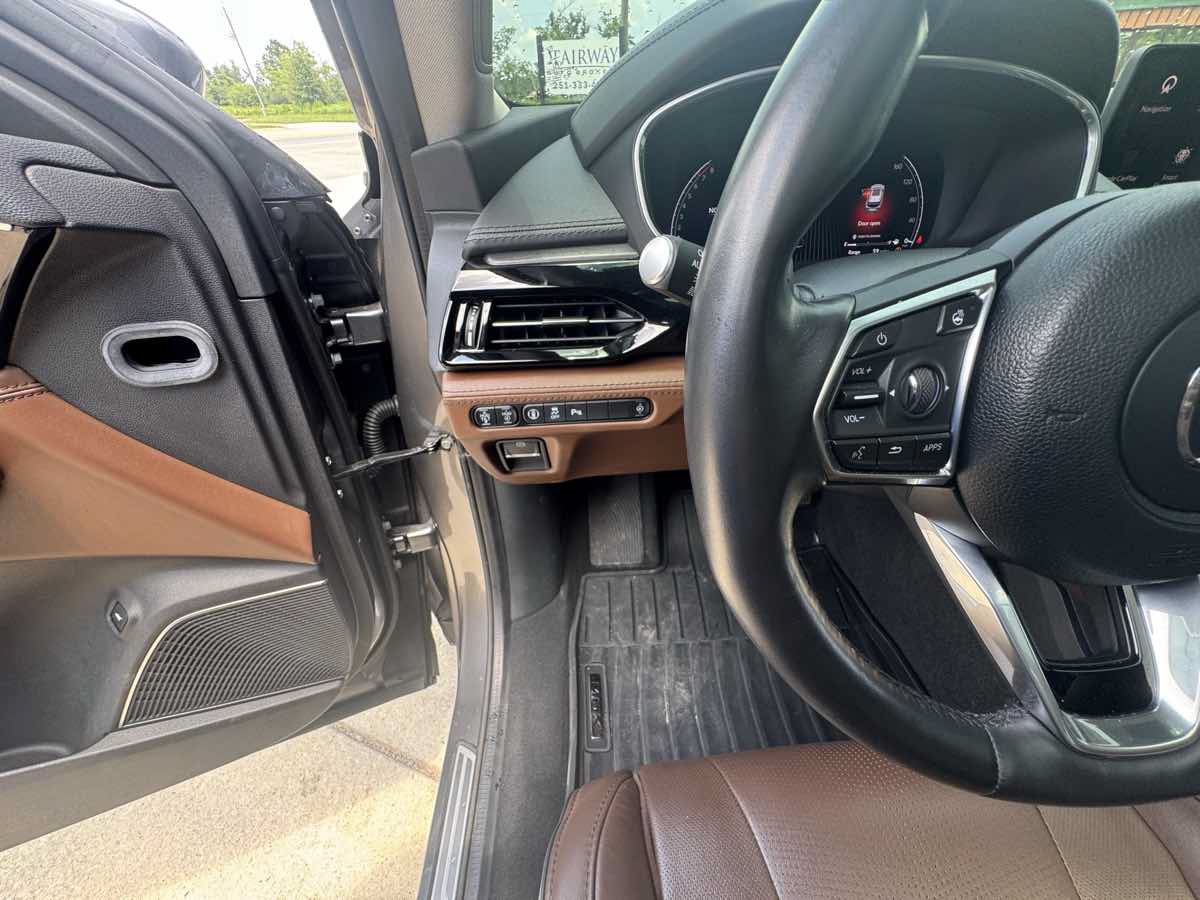 Used 2024 Acura MDX SH-AWD w/ Advance Package image 18