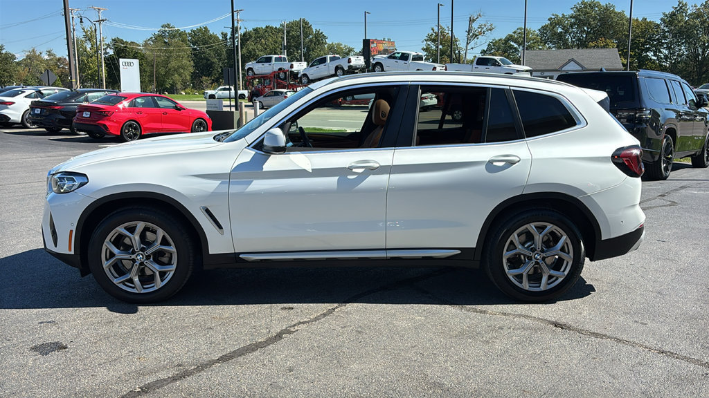 Used 2023 BMW X3 xDrive30i AWD/4WD image 3