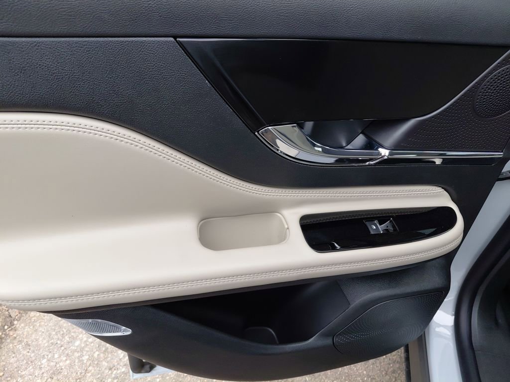 New 2026 Lincoln Corsair Grand Touring image 27