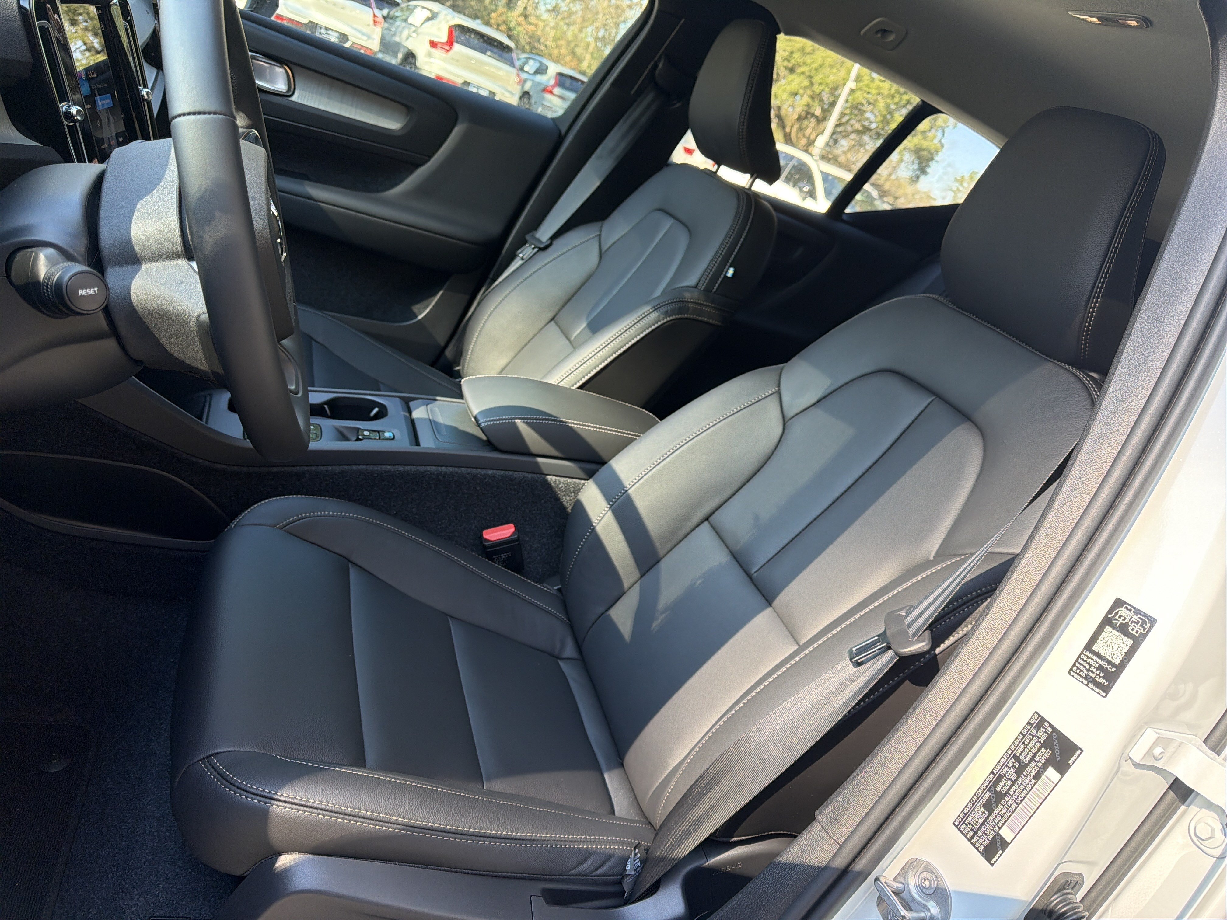 New 2026 Volvo XC40 B4 Core FWD image 15