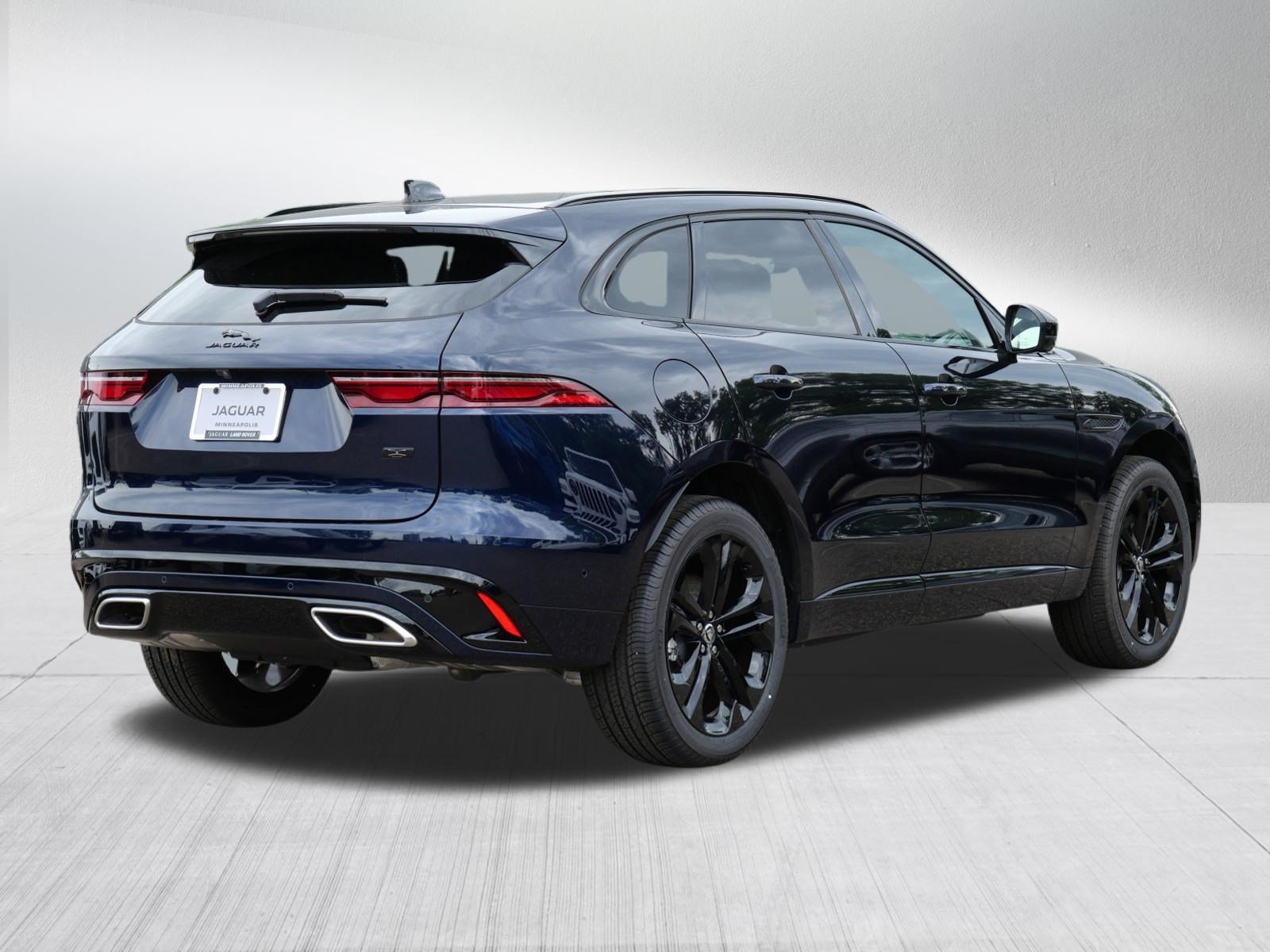 New 2026 Jaguar F-PACE R-Dynamic S AWD/4WD image 2