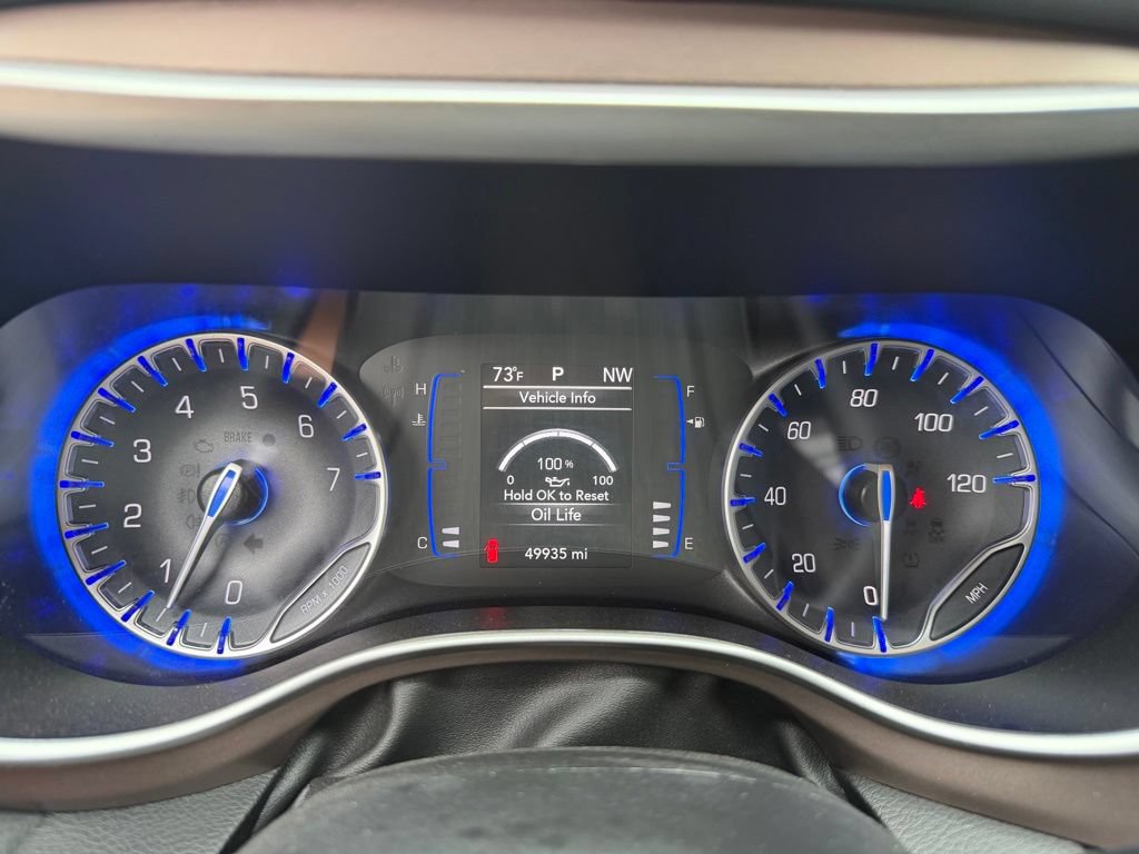 Used 2023 Chrysler Voyager LX FWD image 20