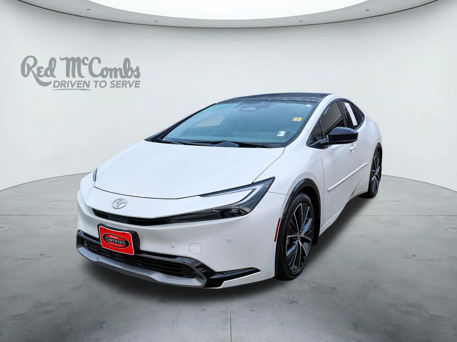 Used 2023 Toyota Prius XLE FWD image 1