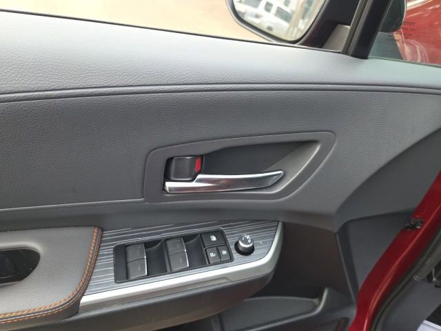 Used 2023 Toyota Sienna XSE image 19