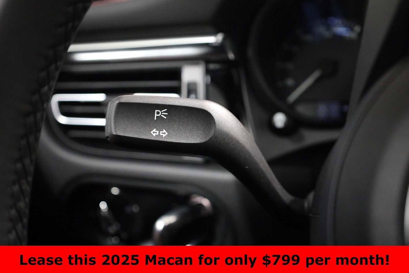 Certified 2025 Porsche Macan image 31
