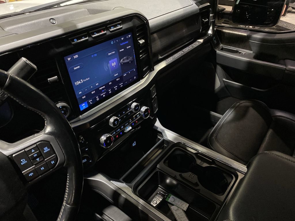 Used 2023 Ford F350 Lariat w/ Lariat Ultimate Package image 7