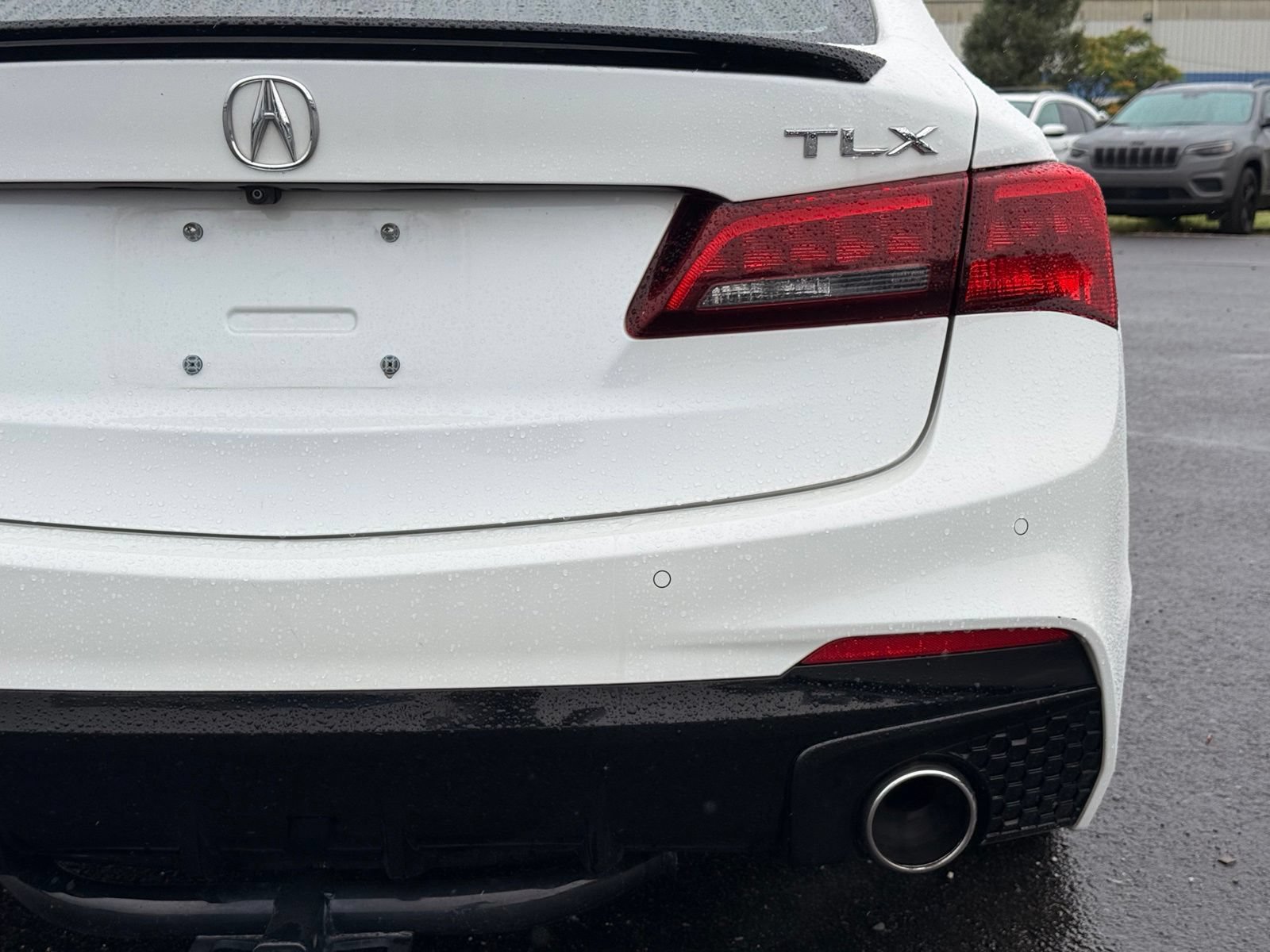 Used 2018 Acura TLX w/ Technology & A-SPEC Package FWD image 11