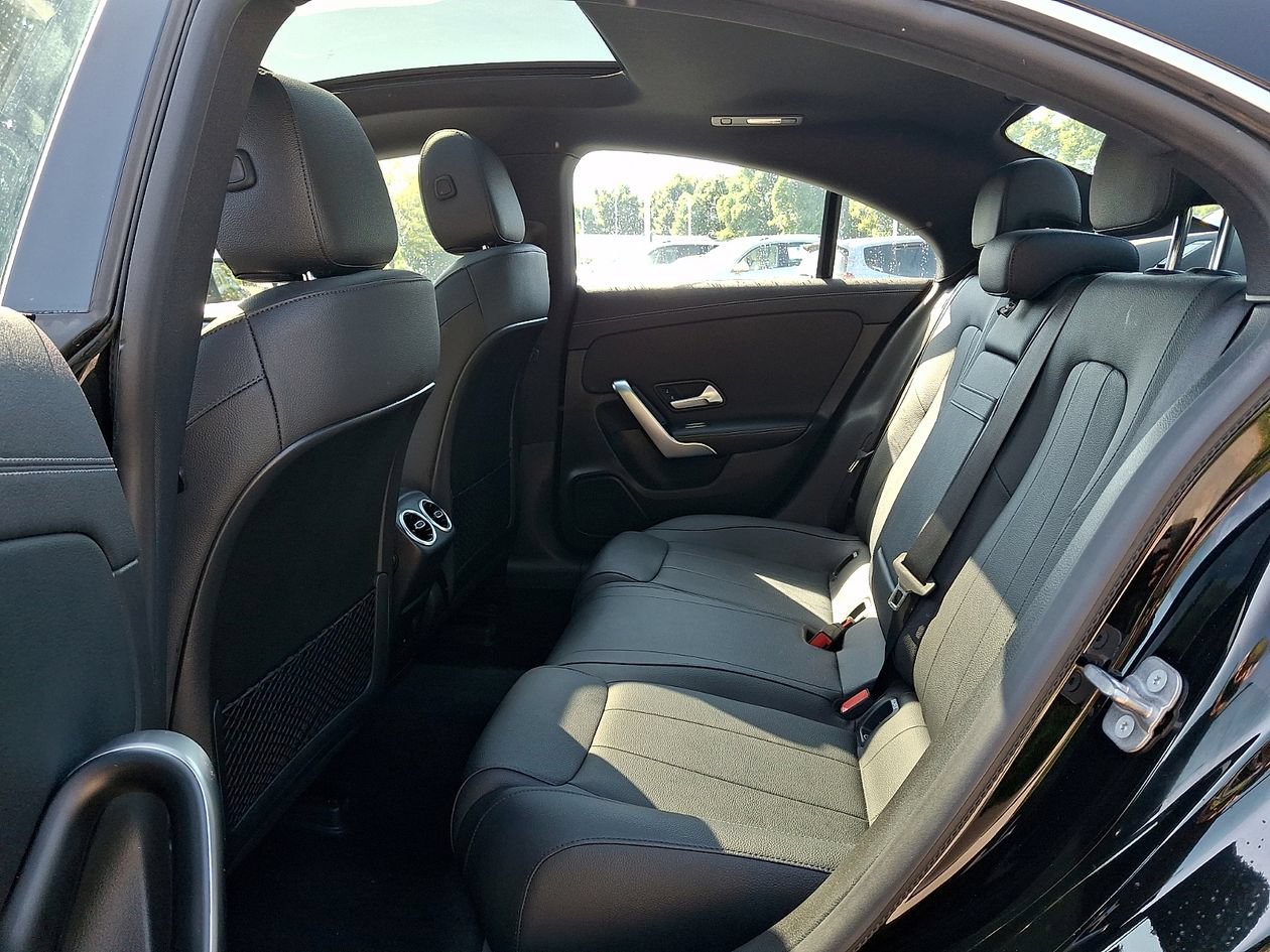 Used 2025 Mercedes-Benz CLA 250 image 10