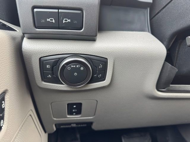 Used 2018 Ford F450 XLT w/ XLT Premium Package image 13