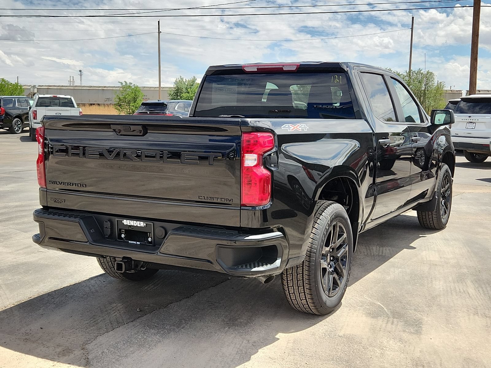 New 2026 Chevrolet Silverado 1500 Custom w/ LPO, Dark Essentials Package AWD/4WD image 4